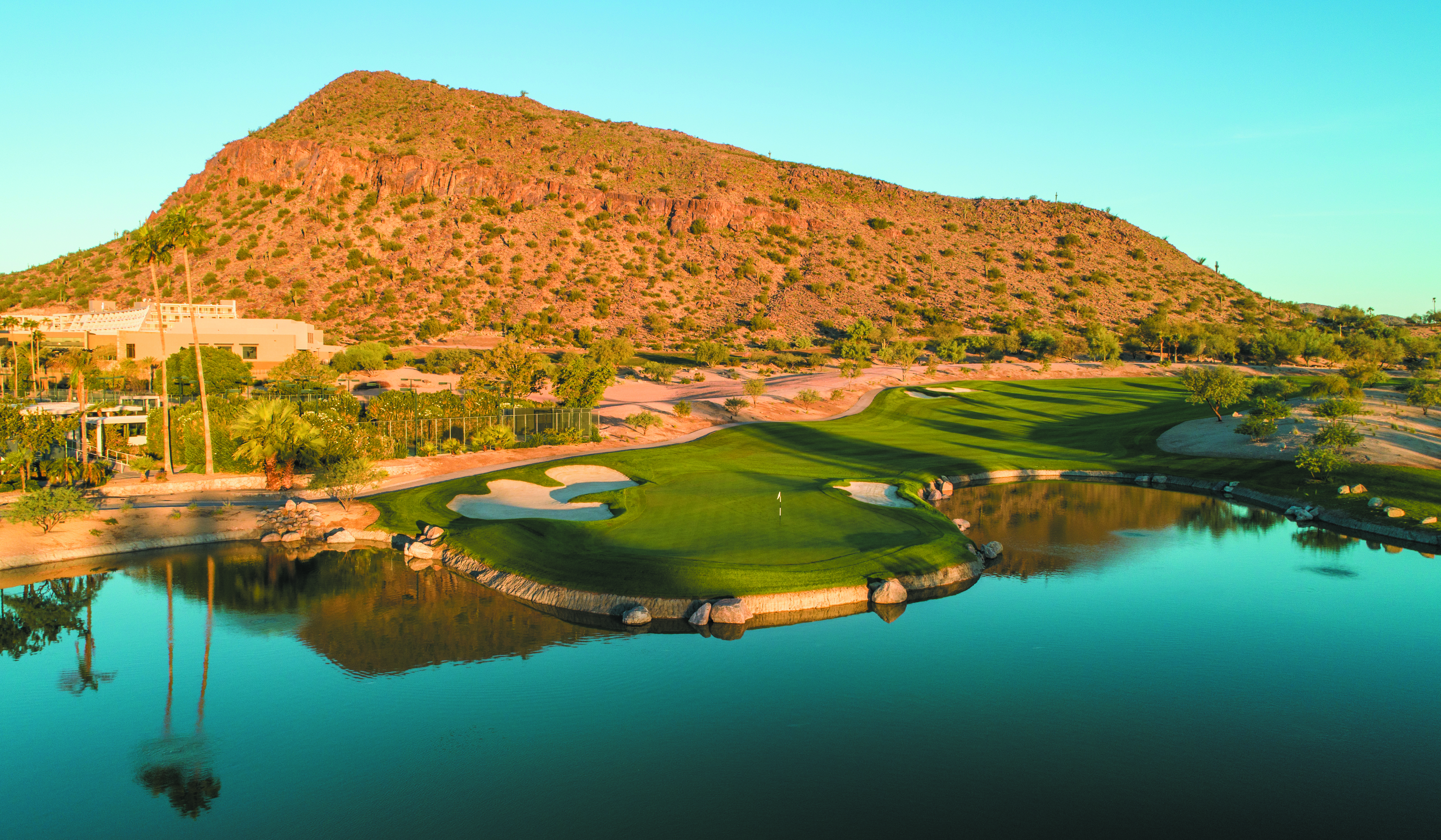 The new Phoenician Golf Club offers stunning Scottsdale Golf